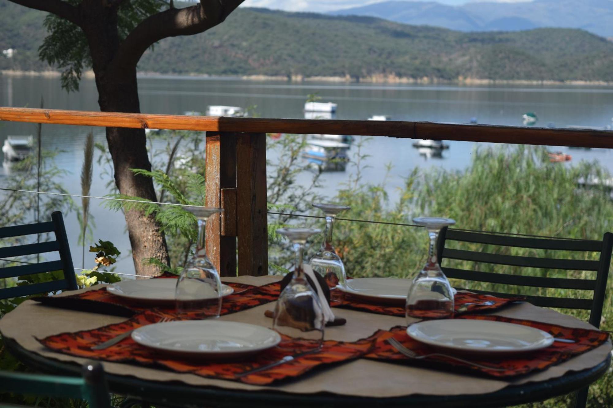 Terrazas Del Lago 카브라 코랄 외부 사진